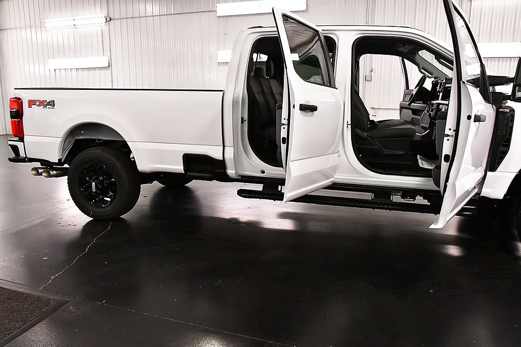 New 2026 Ford F350 XL w/ STX Appearance Package AWD/4WD image 31