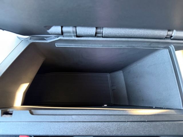 Used 2025 Chevrolet Equinox EV RS image 28