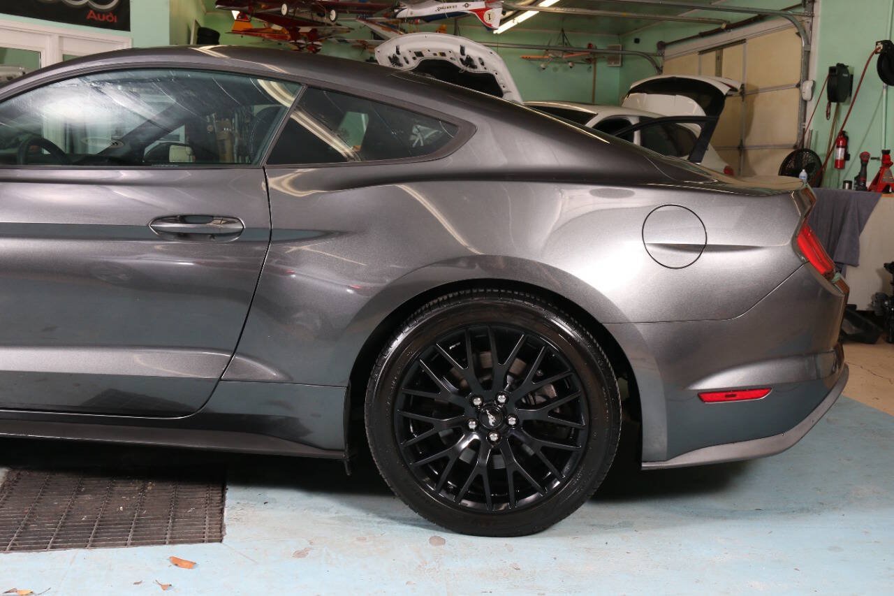 Used 2018 Ford Mustang GT w/ GT Performance Package RWD image 20