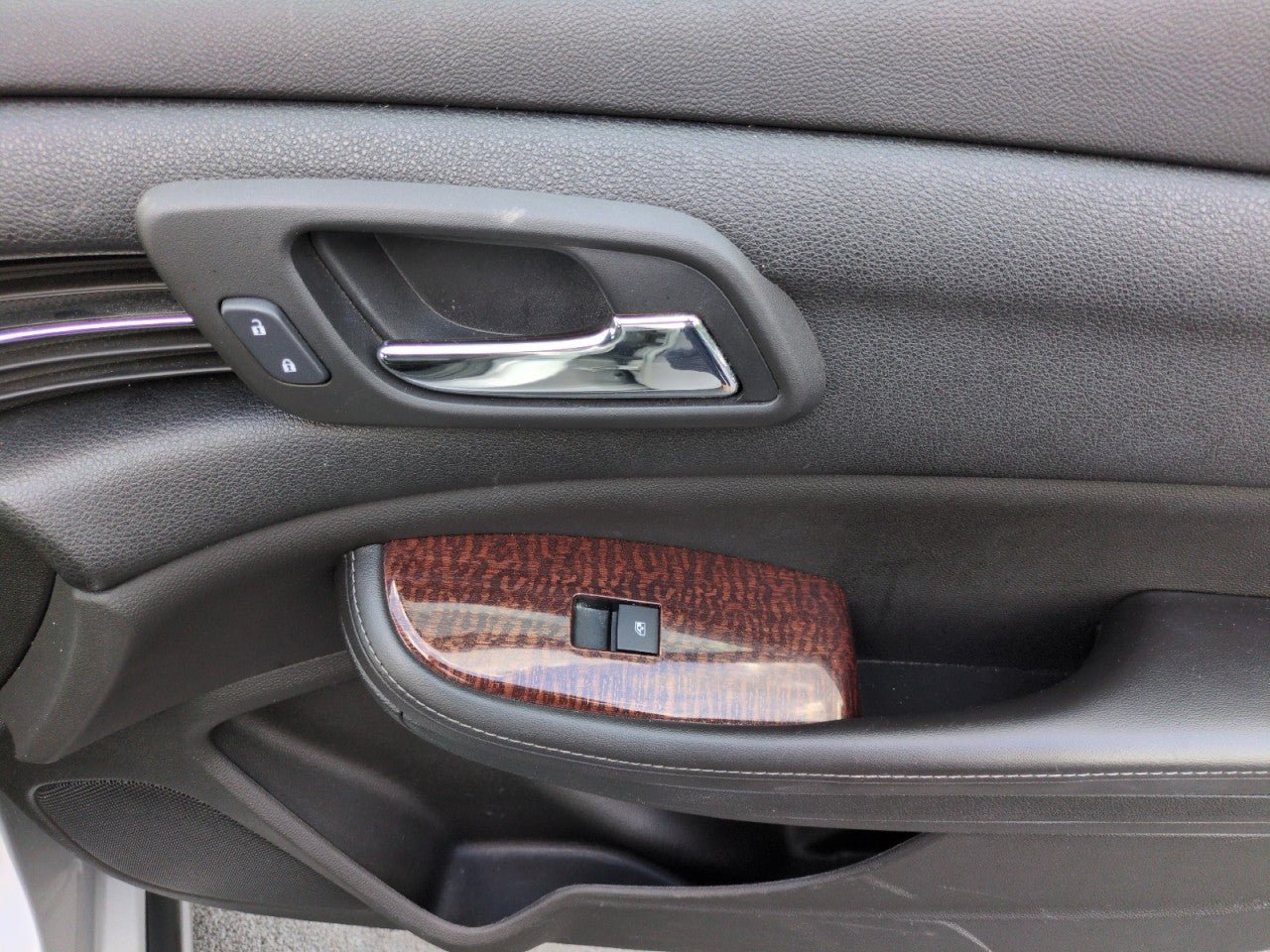 Used 2013 Chevrolet Malibu LTZ FWD image 22