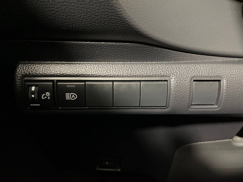 Certified 2023 Toyota Corolla LE FWD image 28