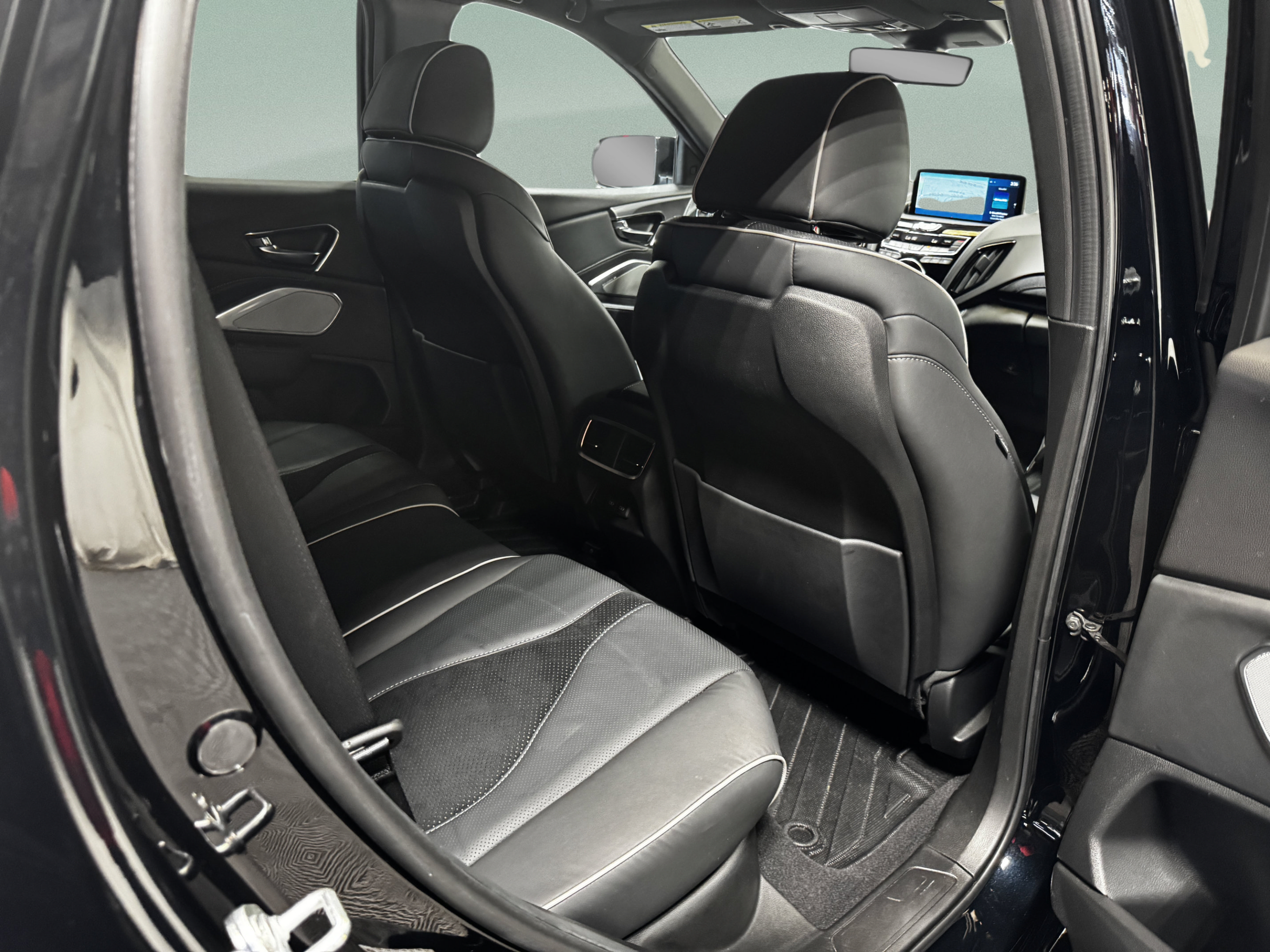 Used 2021 Acura RDX w/ Advance Package FWD image 11