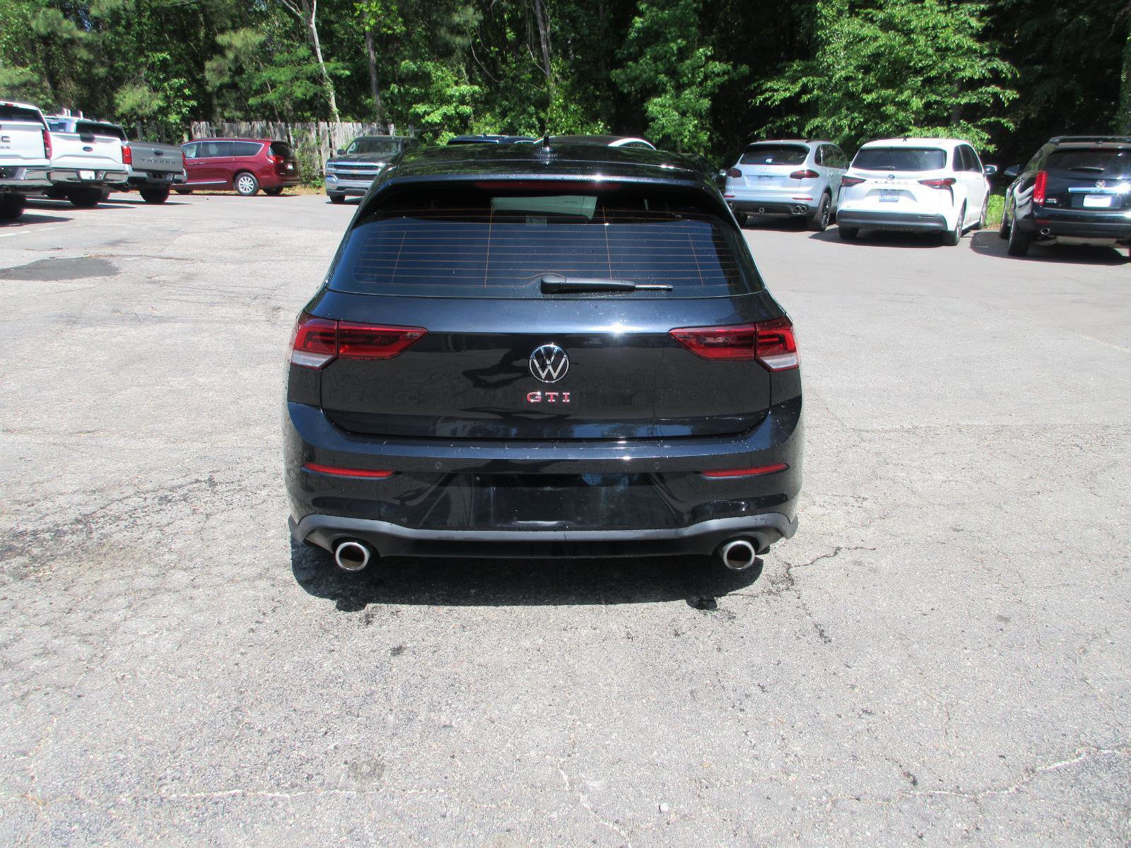Used 2023 Volkswagen GTI SE FWD image 4