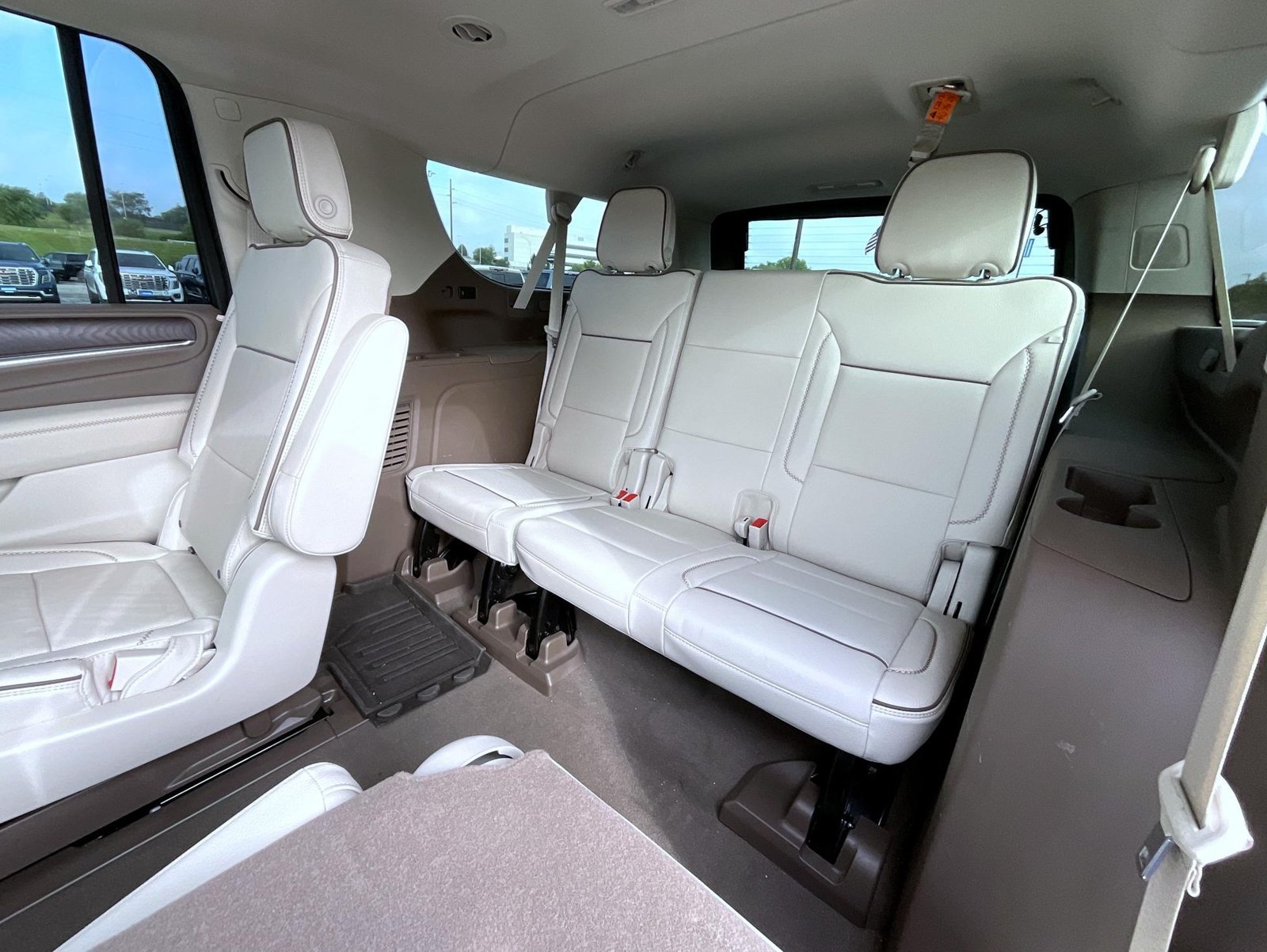 Certified 2023 GMC Yukon XL Denali AWD/4WD image 20