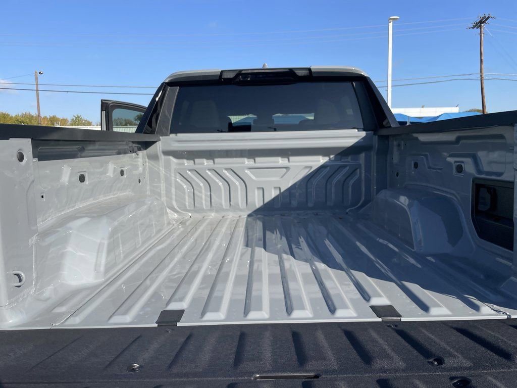 New 2026 GMC Sierra EV Elevation w/ LPO, Elevation Dark Package image 24