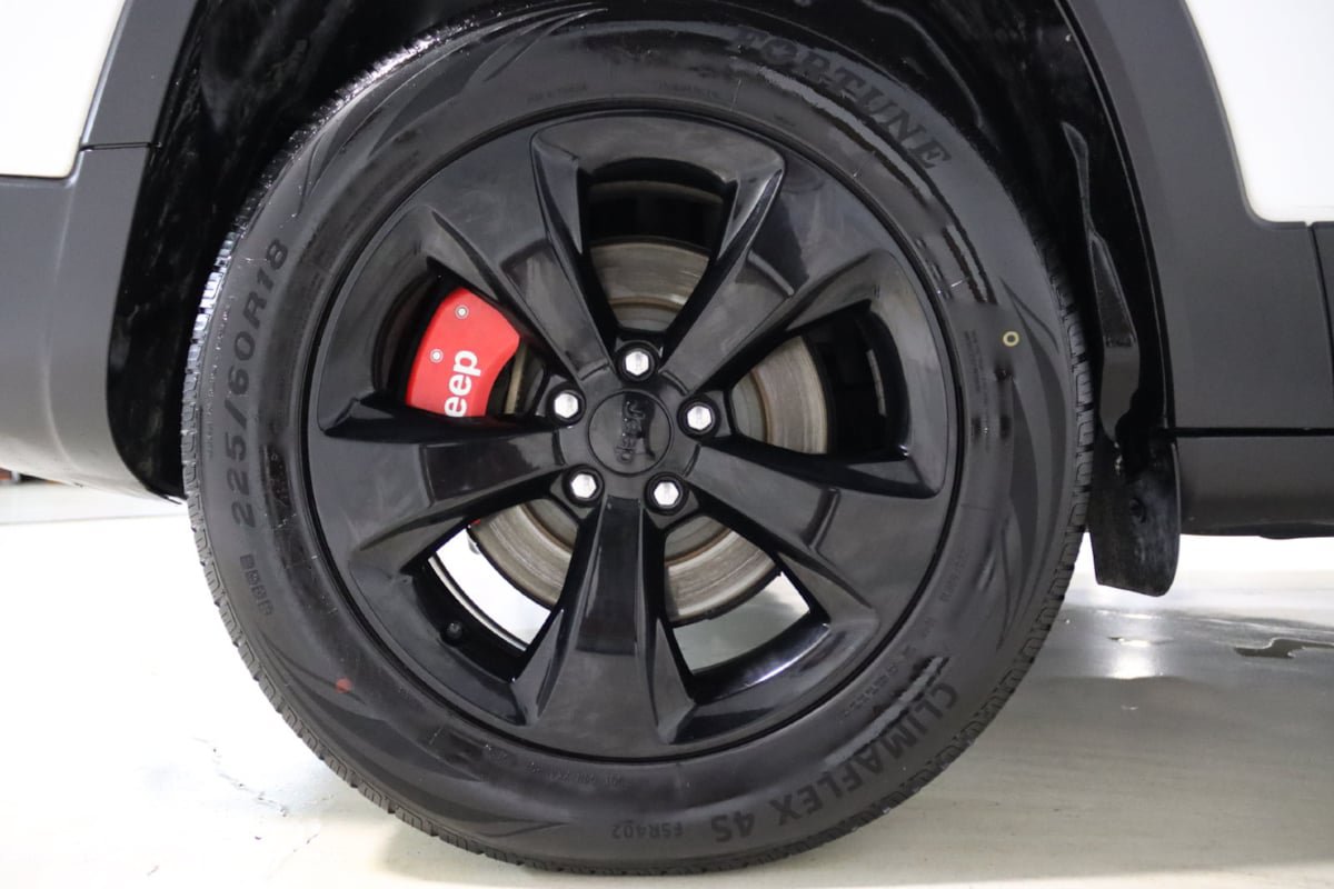 Used 2017 Jeep Cherokee High Altitude AWD/4WD image 72