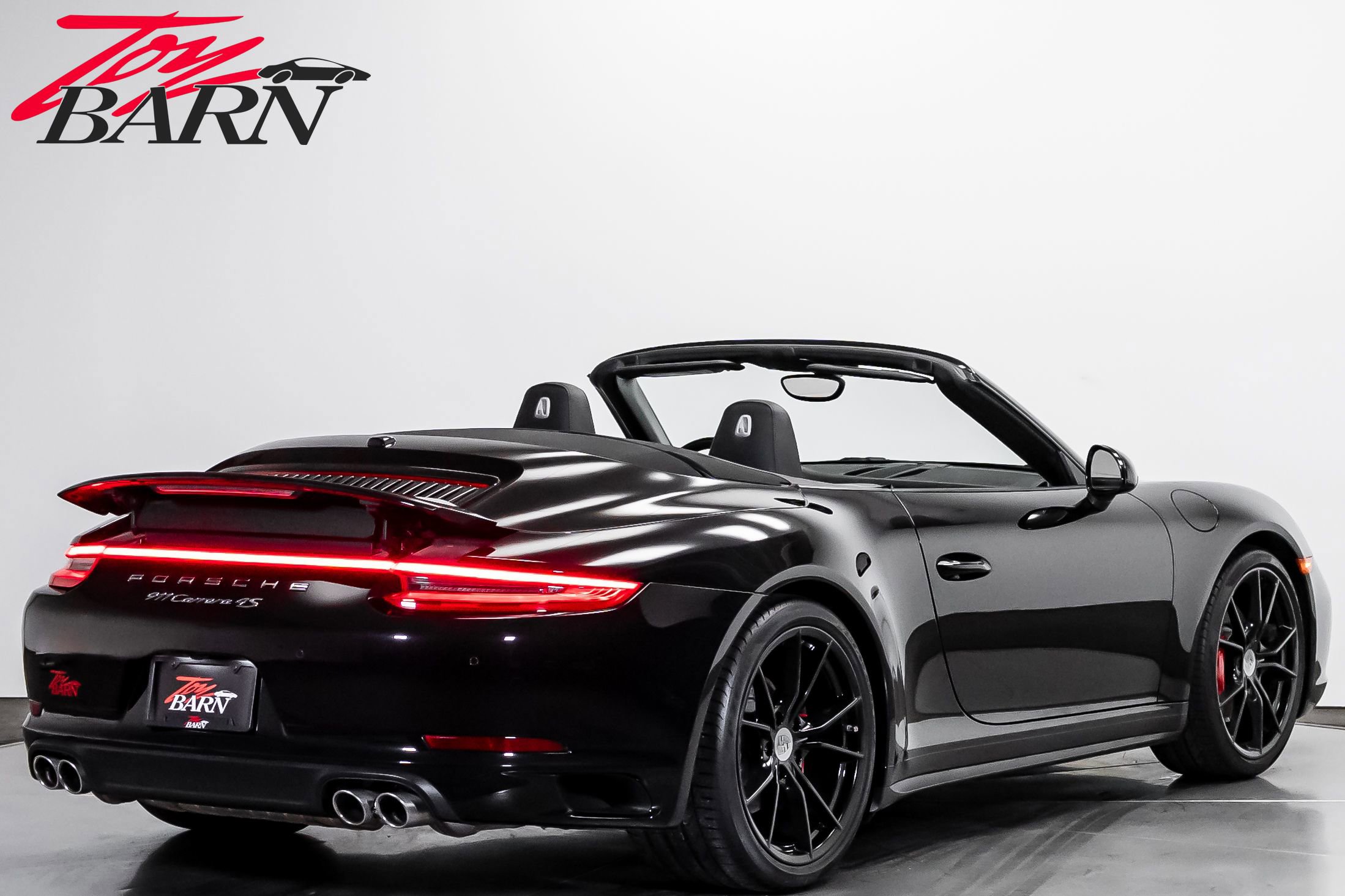 Used 2017 Porsche 911 Carrera 4S AWD/4WD image 5