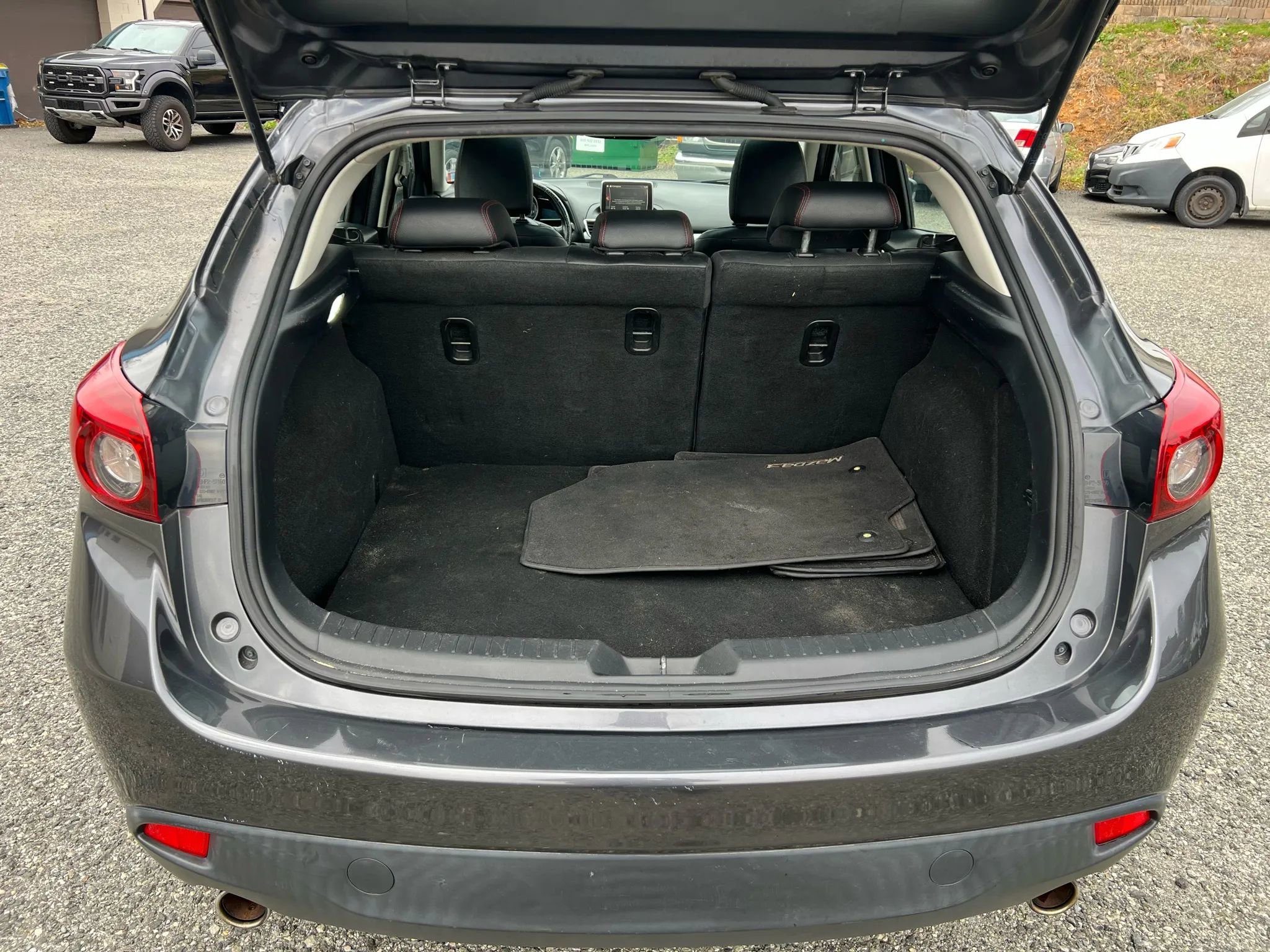 Used 2016 MAZDA MAZDA3 s Grand Touring image 13