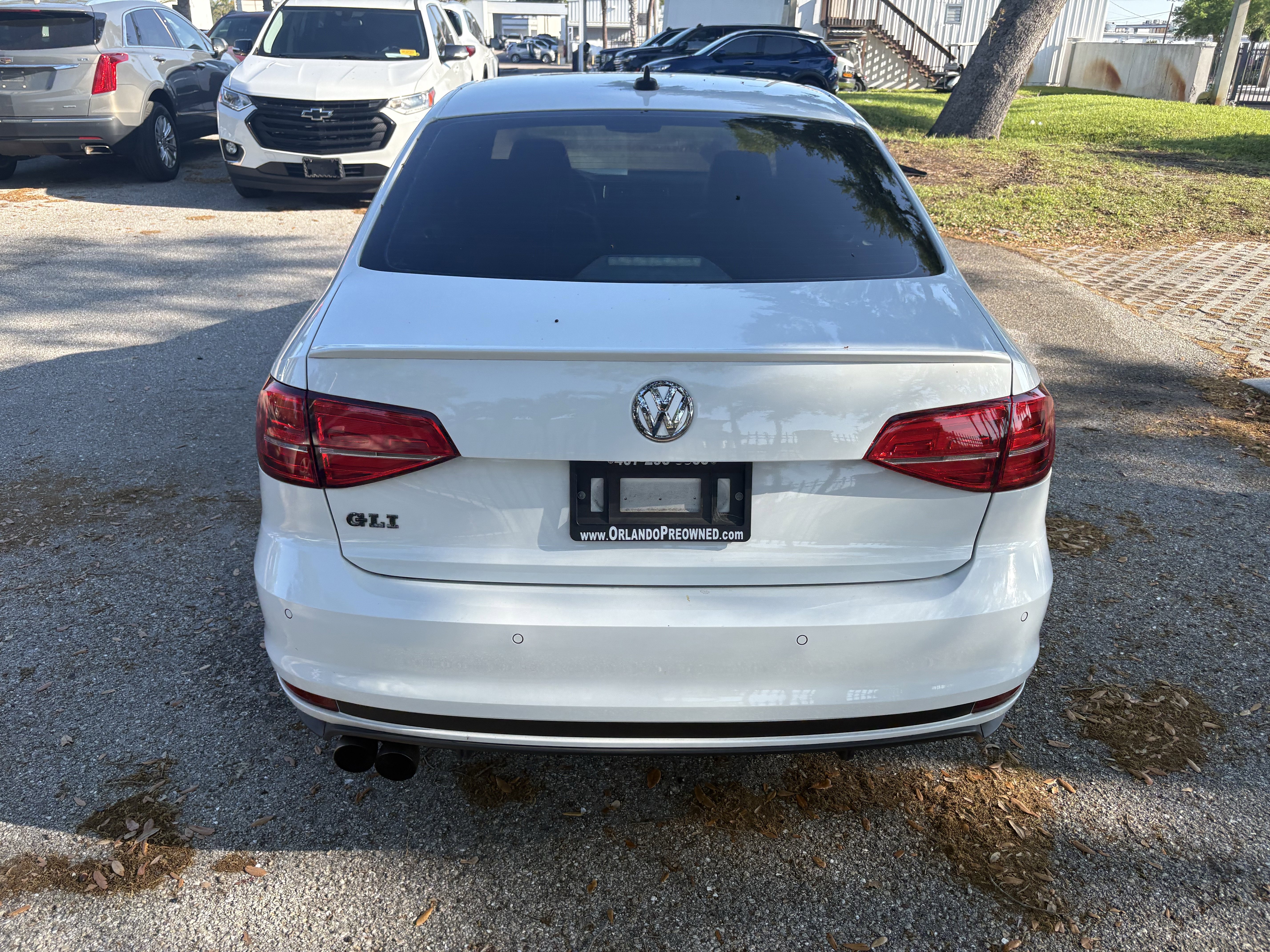 Used 2017 Volkswagen Jetta GLI image 6