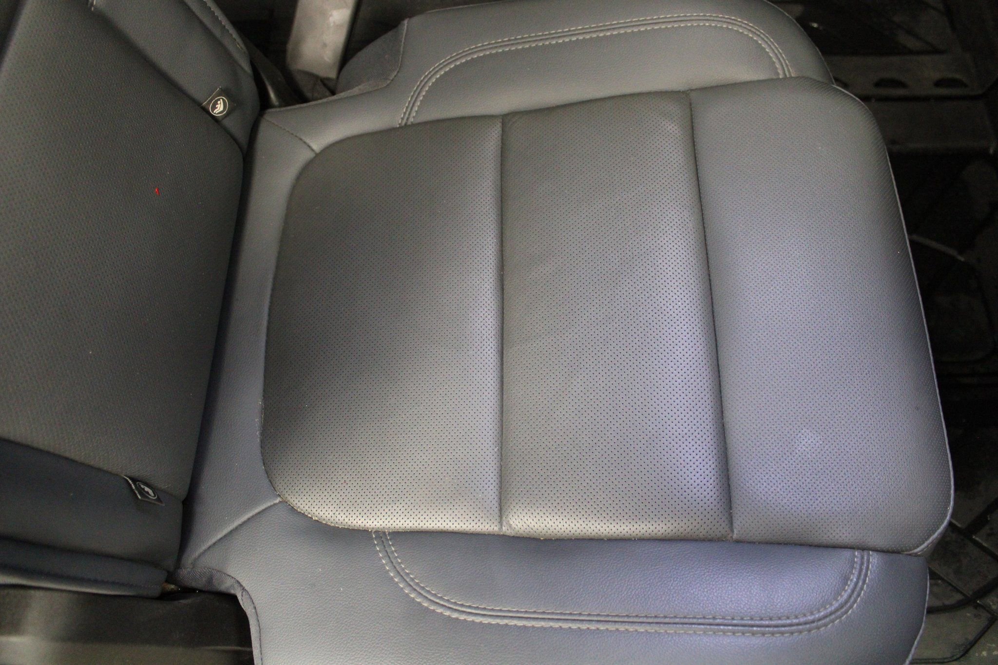 Used 2021 Chevrolet Traverse Premier w/ LPO, Floor Liner Package image 32