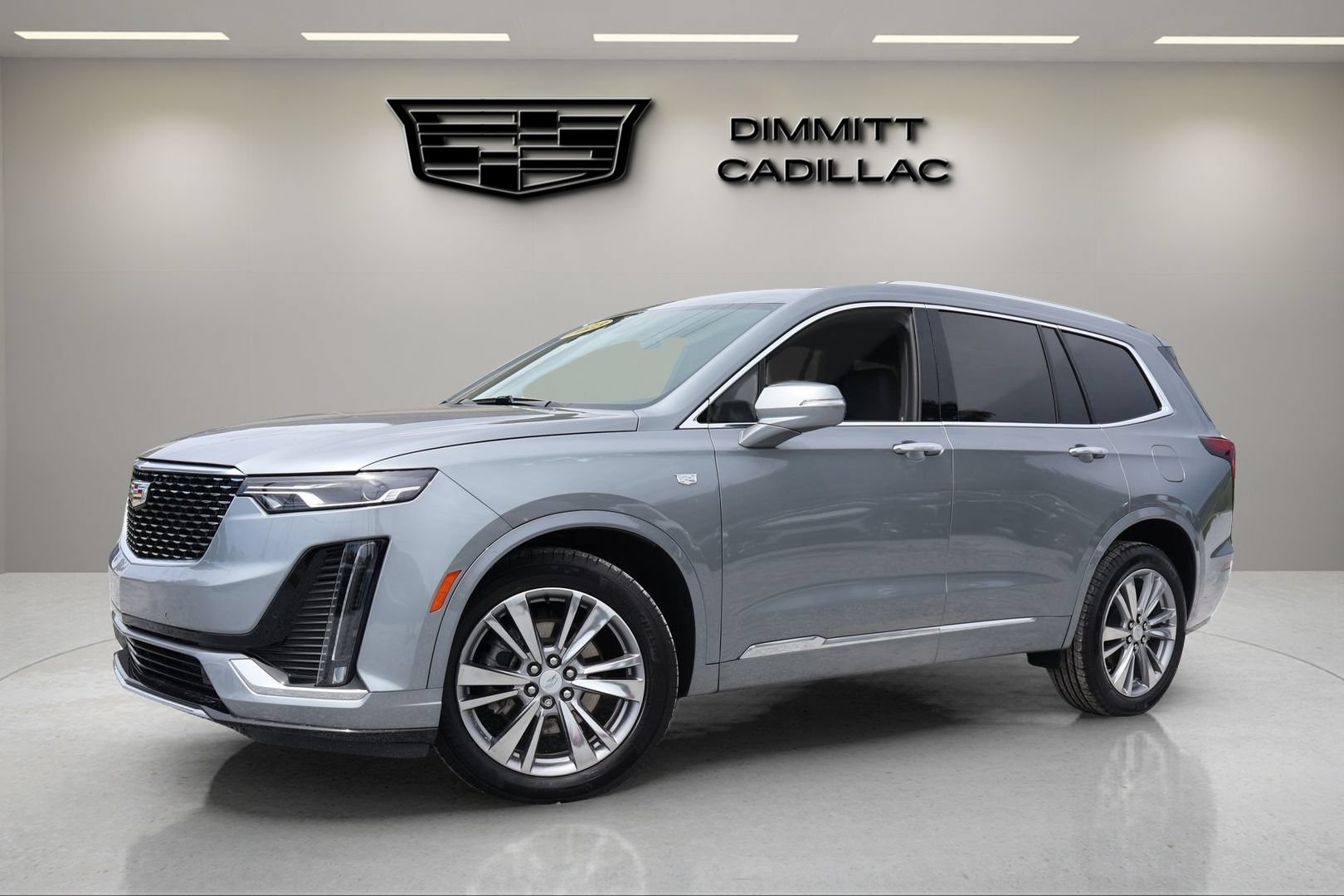 Certified 2023 Cadillac XT6 Premium Luxury AWD/4WD image 1