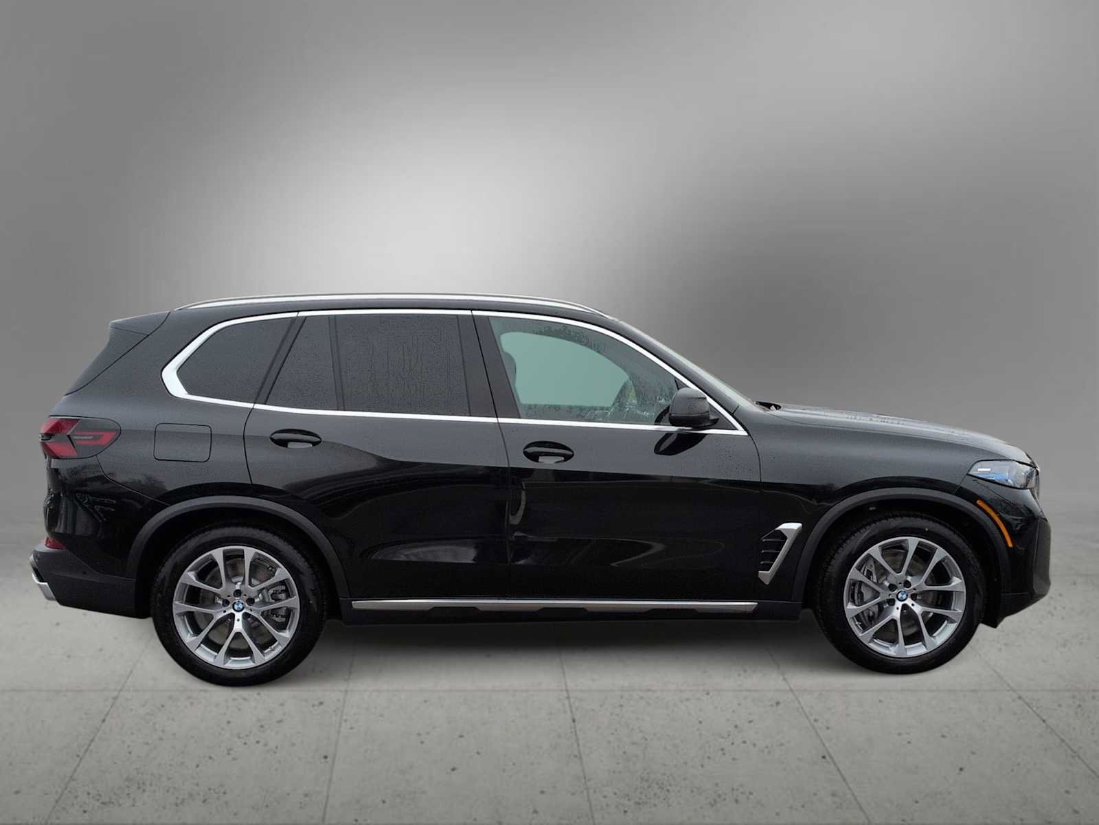 New 2026 BMW X5 xDrive50e w/ Executive Package AWD/4WD image 9