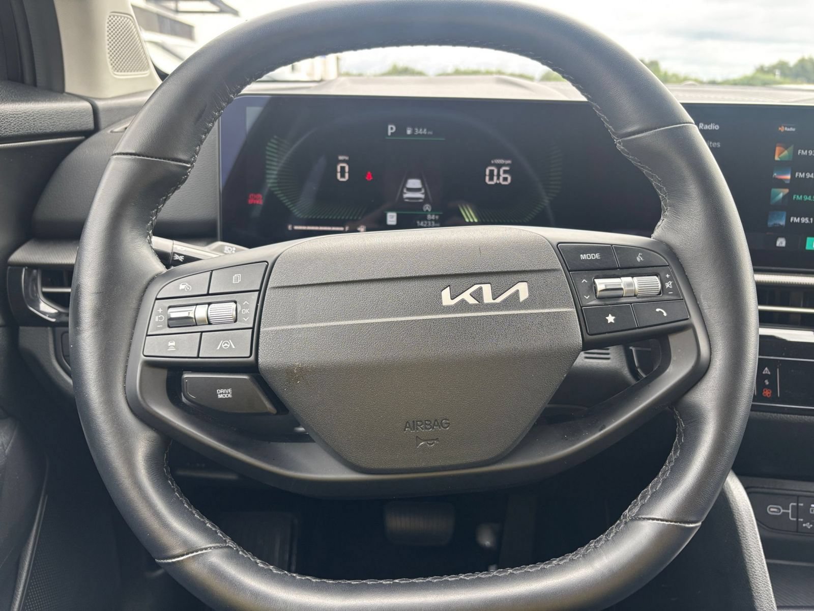 Used 2026 Kia Sportage LX FWD image 27