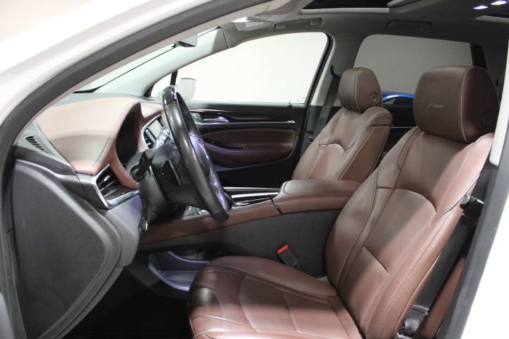 Used 2020 Buick Enclave Avenir w/ Avenir Technology Package image 21