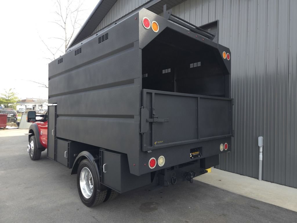 Used 2015 Ford F550 4x4 Regular Cab Super Duty image 4