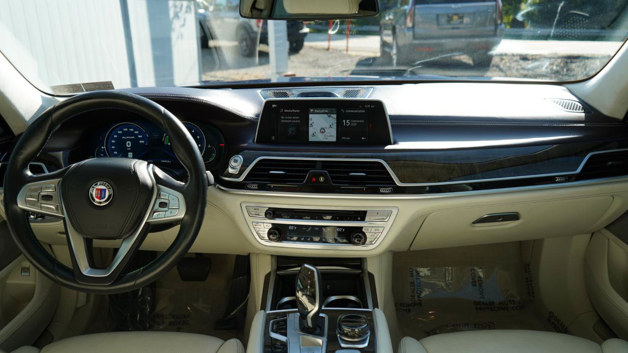 Used 2018 BMW ALPINA B7 xDrive AWD/4WD image 60