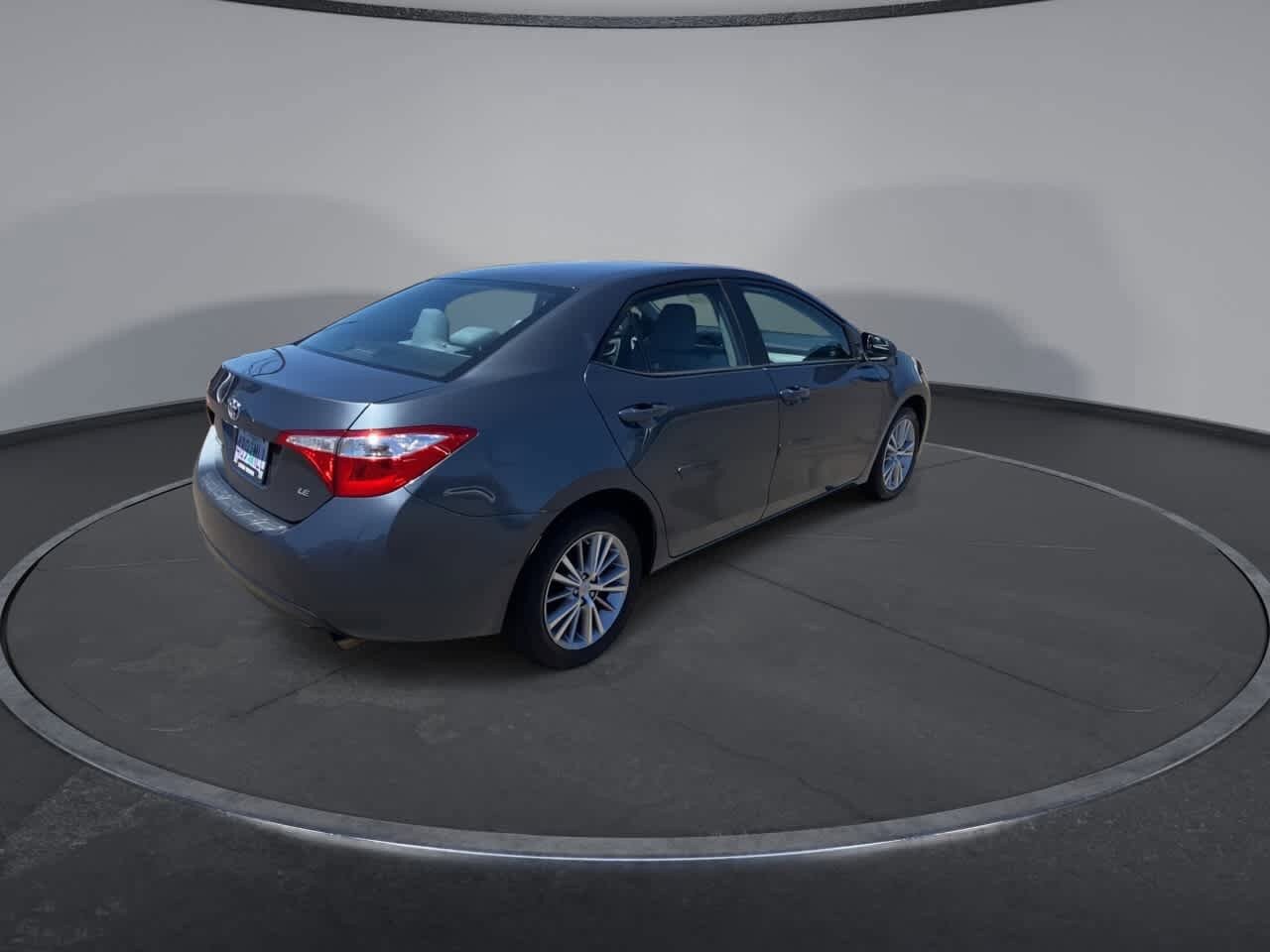 Used 2015 Toyota Corolla LE FWD image 8