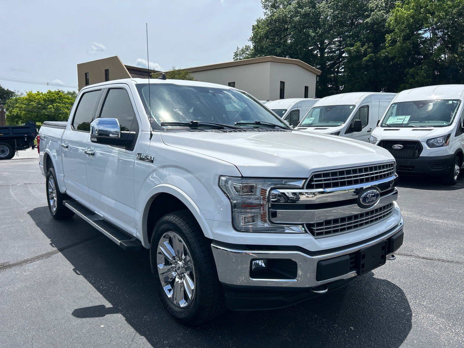 Used 2020 Ford F150 Lariat w/ Equipment Group 502A Luxury AWD/4WD image 3