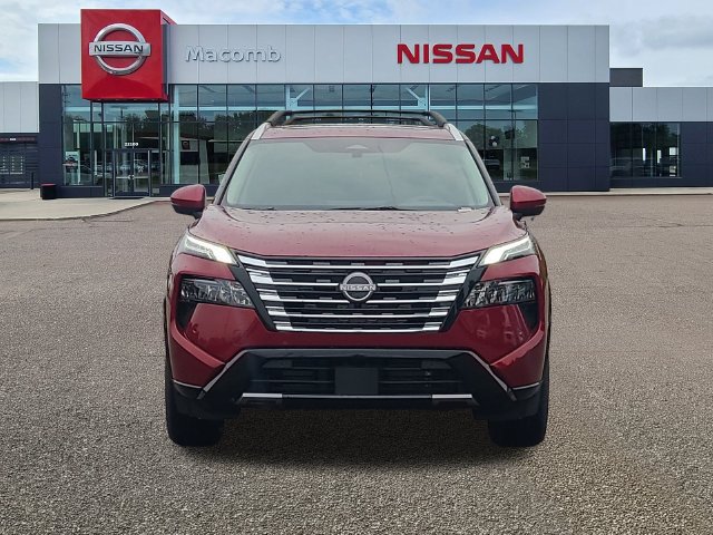 New 2026 Nissan Rogue Platinum AWD/4WD image 2
