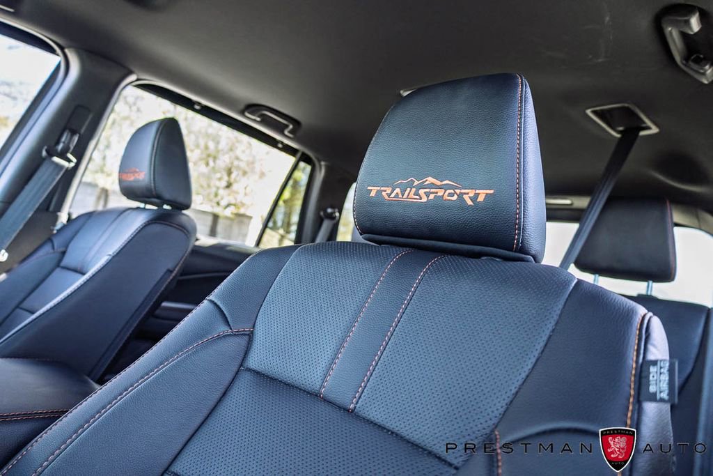Used 2025 Honda Passport TrailSport image 27