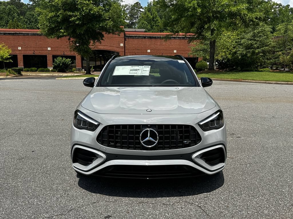 New 2026 Mercedes-Benz GLA 35 AMG 4MATIC image 3