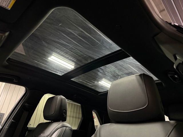 Used 2025 Cadillac XT5 Premium Luxury image 44