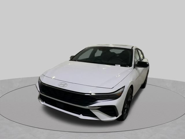 New 2026 Hyundai Elantra SEL Sport Premium FWD image 3