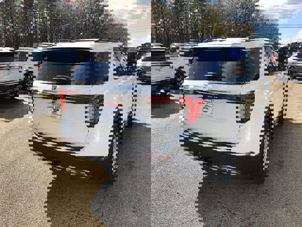 New 2026 Ford Explorer Active w/ Active Comfort Package image 15