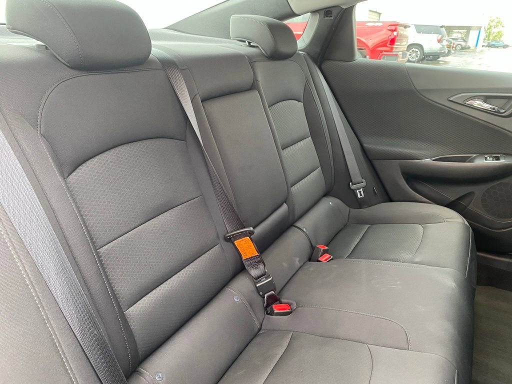 Used 2016 Chevrolet Malibu LT FWD image 25