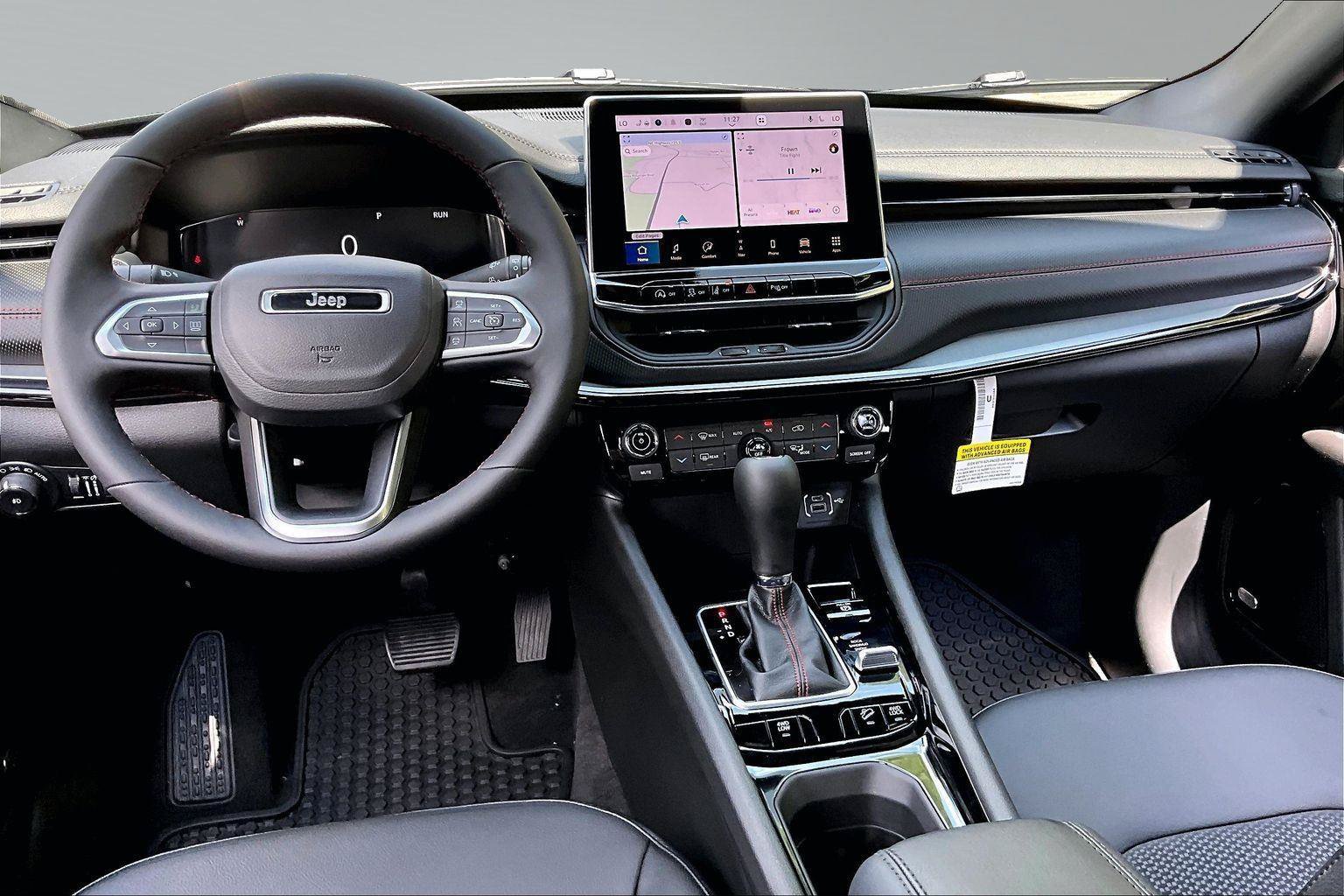 New 2026 Jeep Compass Trailhawk w/ Sun, Sound & Navigation Group AWD/4WD image 8