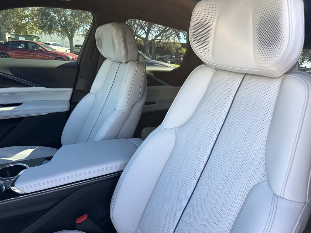 New 2026 Cadillac Lyriq Premium Sport image 21