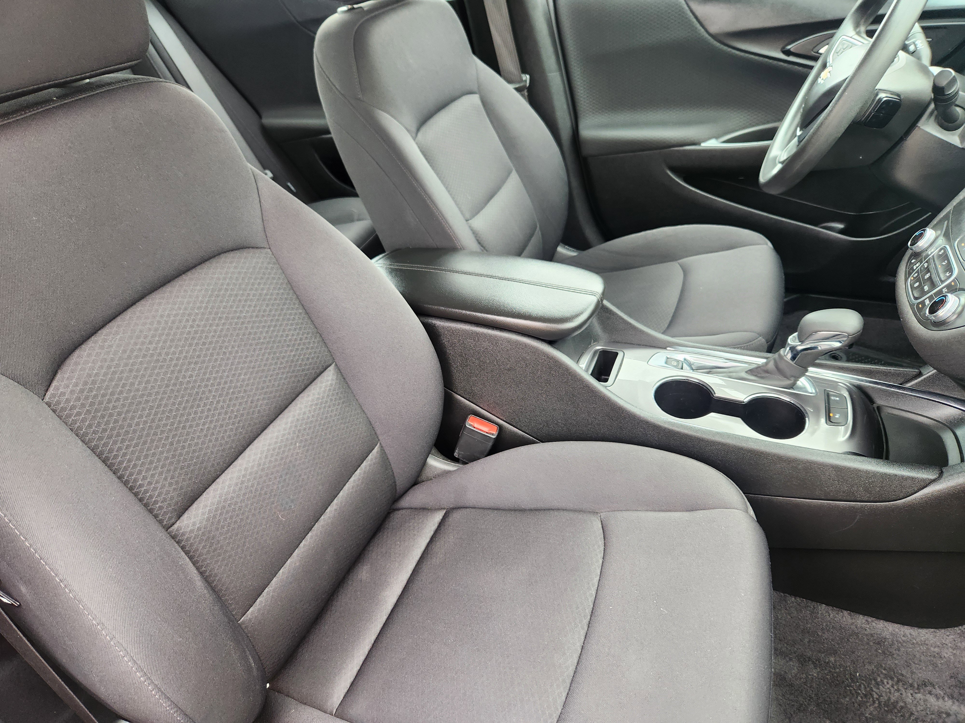 Used 2024 Chevrolet Malibu LT FWD image 12