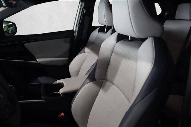 Used 2024 Subaru Solterra Limited image 22