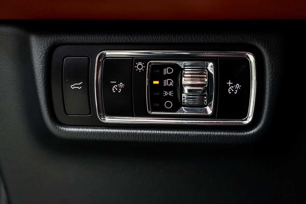 Used 2025 Lincoln Aviator Reserve w/ Illumination Package AWD/4WD image 44