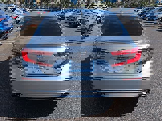 Used 2018 Honda Accord Sport image 7