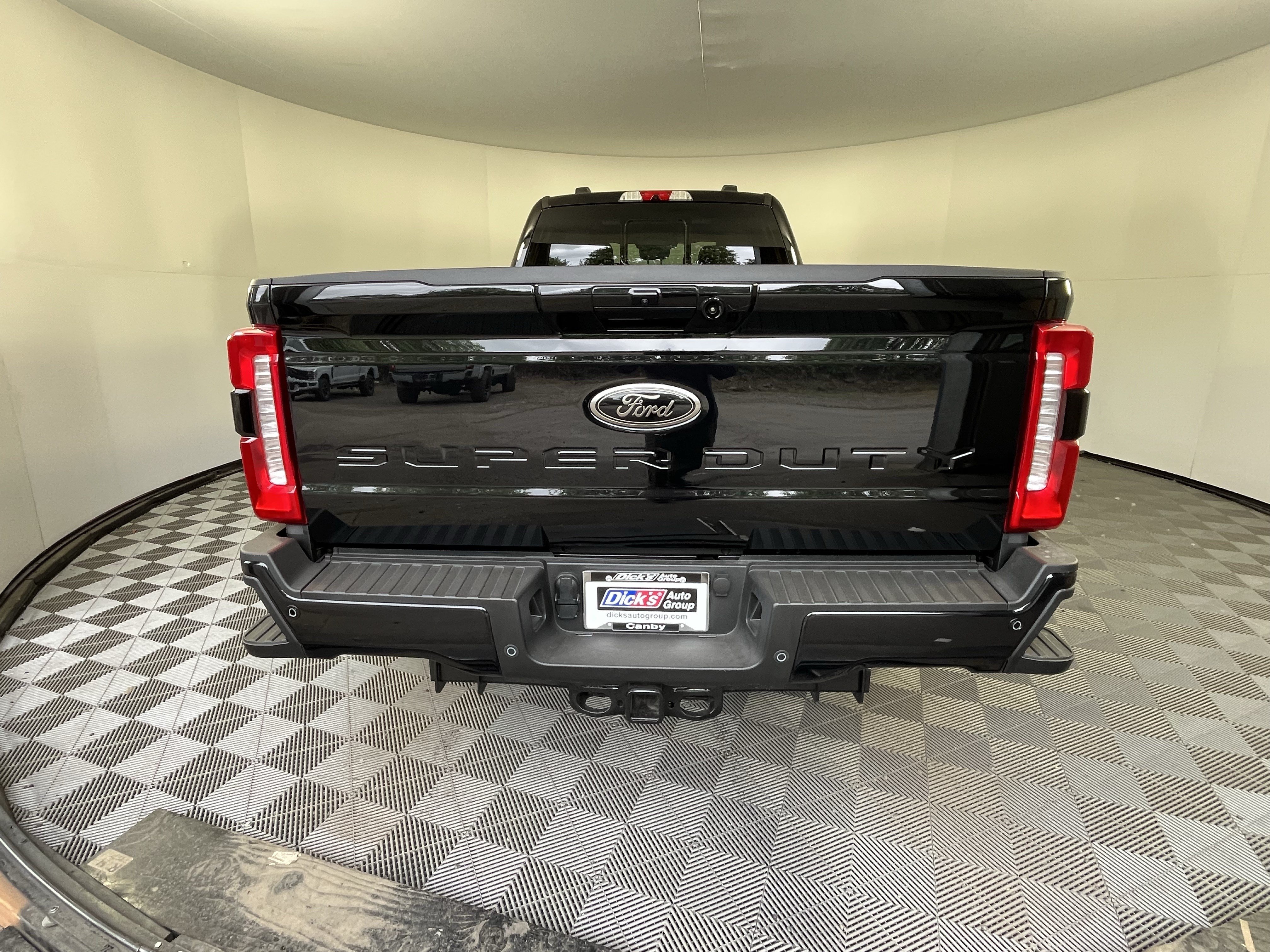 New 2026 Ford F250 XLT w/ XLT Premium Package AWD/4WD image 4