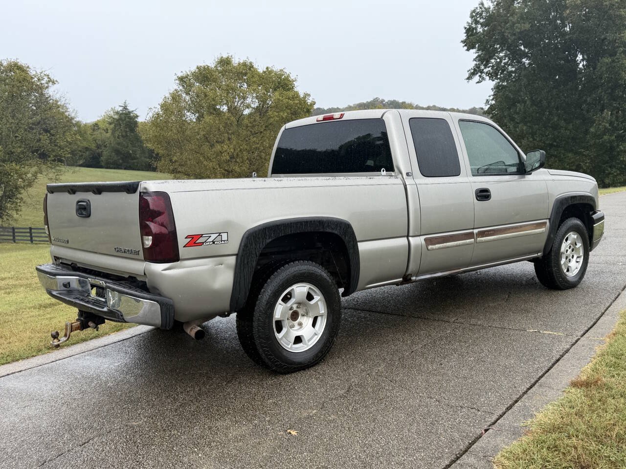 Used 2003 Chevrolet Silverado 1500 LS w/ Off-Road Package AWD/4WD image 24