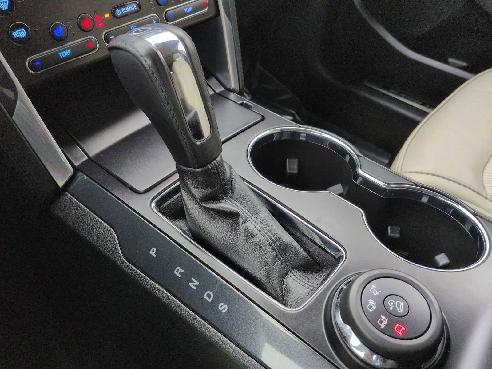 Used 2017 Ford Explorer Platinum image 34