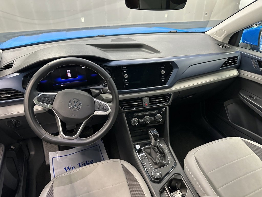 Used 2024 Volkswagen Taos SE image 22