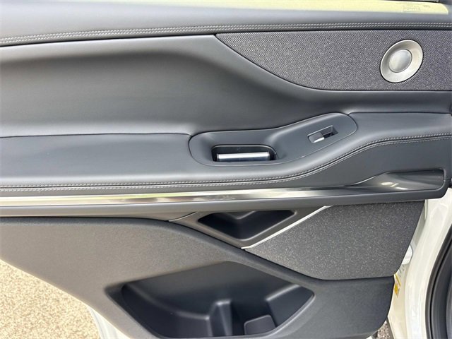 New 2025 Lincoln Navigator Reserve w/ Jet Appearance Package image 19