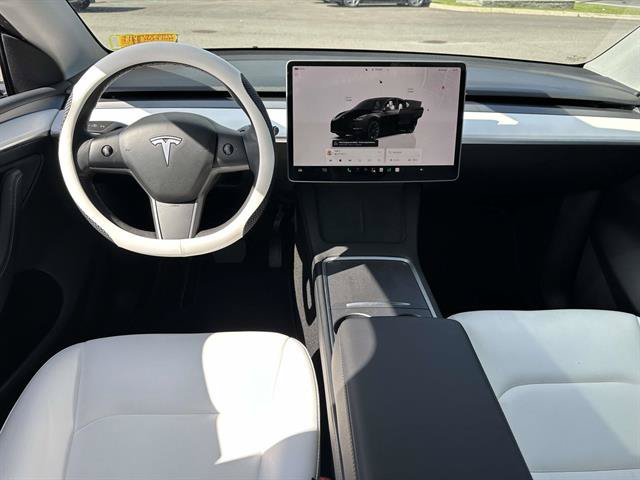 Used 2023 Tesla Model Y AWD image 13