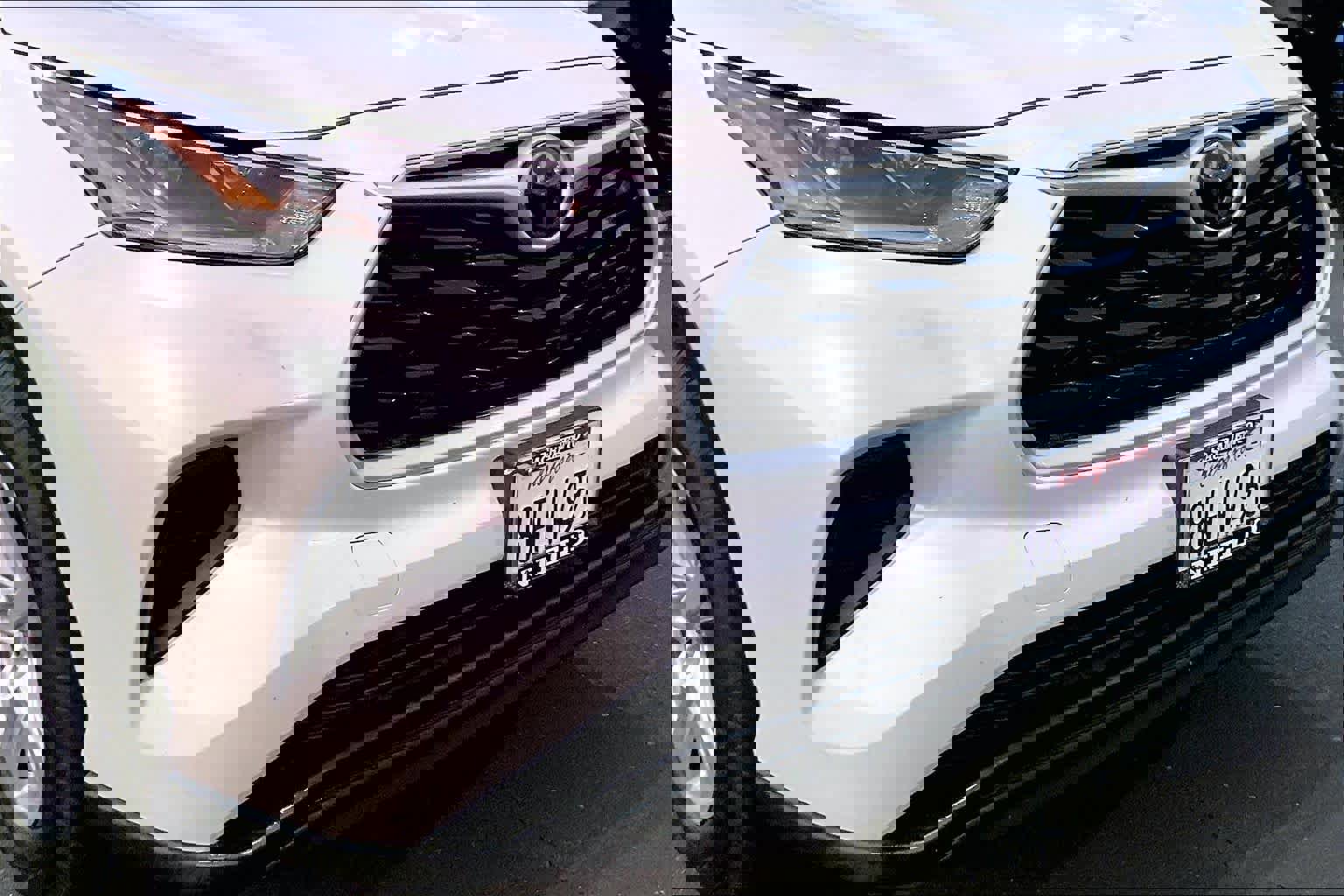 Used 2021 Toyota Highlander L image 33