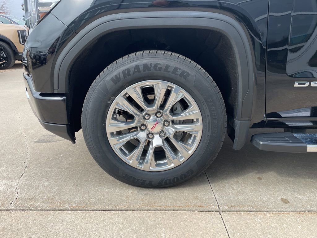 Used 2022 GMC Sierra 1500 Denali AWD/4WD image 18