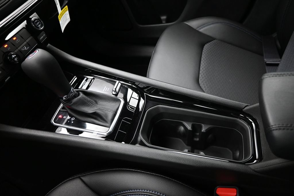 New 2026 Jeep Compass Latitude AWD/4WD image 18