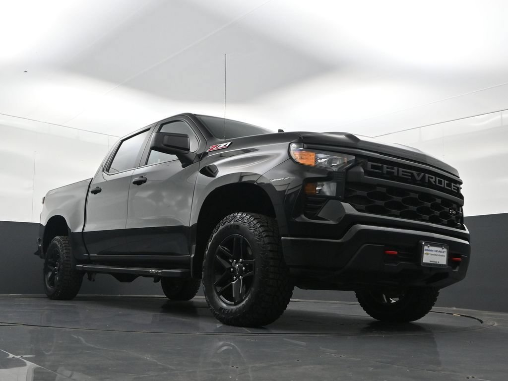 Used 2024 Chevrolet Silverado 1500 Custom Trail Boss AWD/4WD image 36