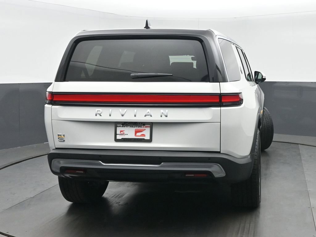 Used 2024 Rivian R1S Adventure AWD/4WD image 4