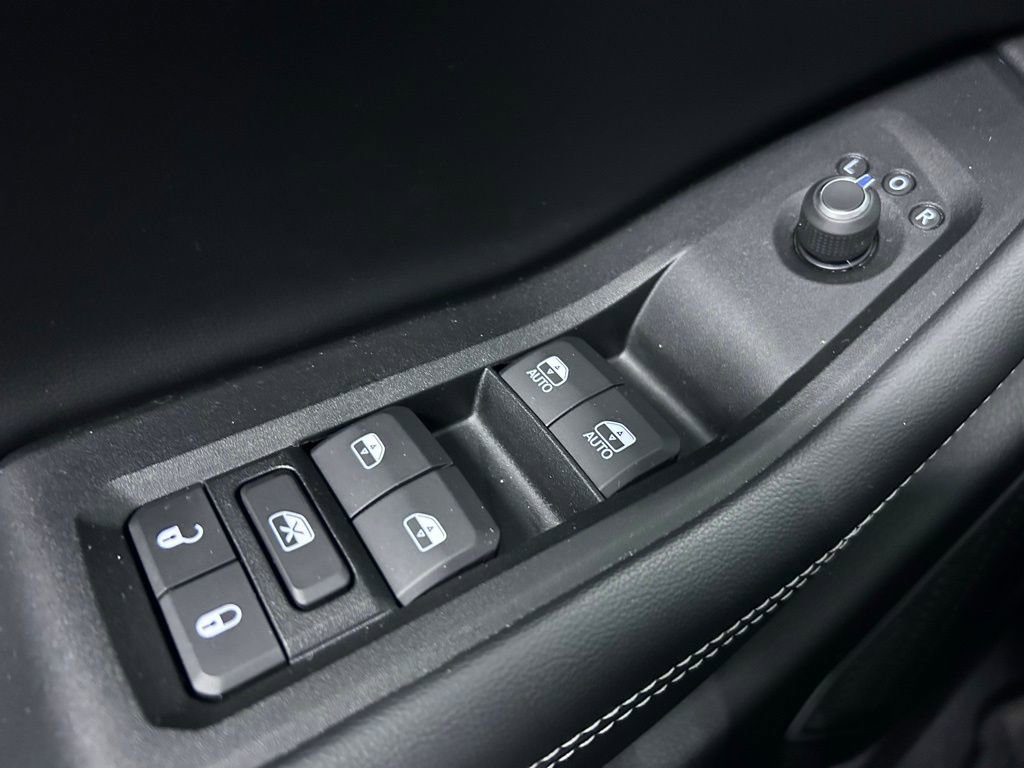 Used 2022 Jeep Grand Cherokee Altitude image 6