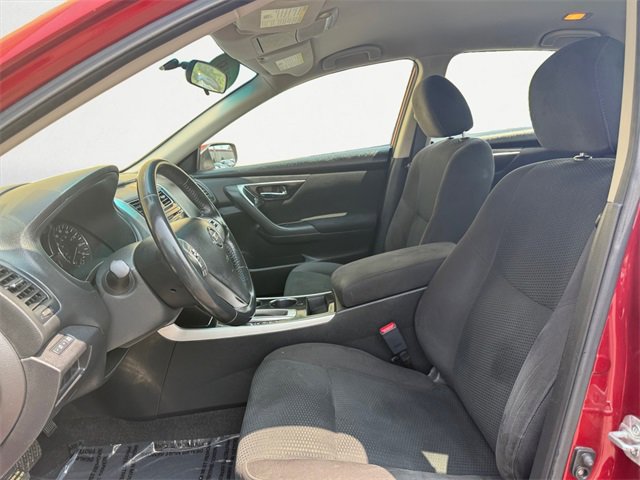 Used 2014 Nissan Altima 2.5 SV image 9
