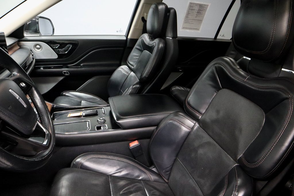Used 2020 Lincoln Aviator Reserve w/ Equipment Group 201A image 25