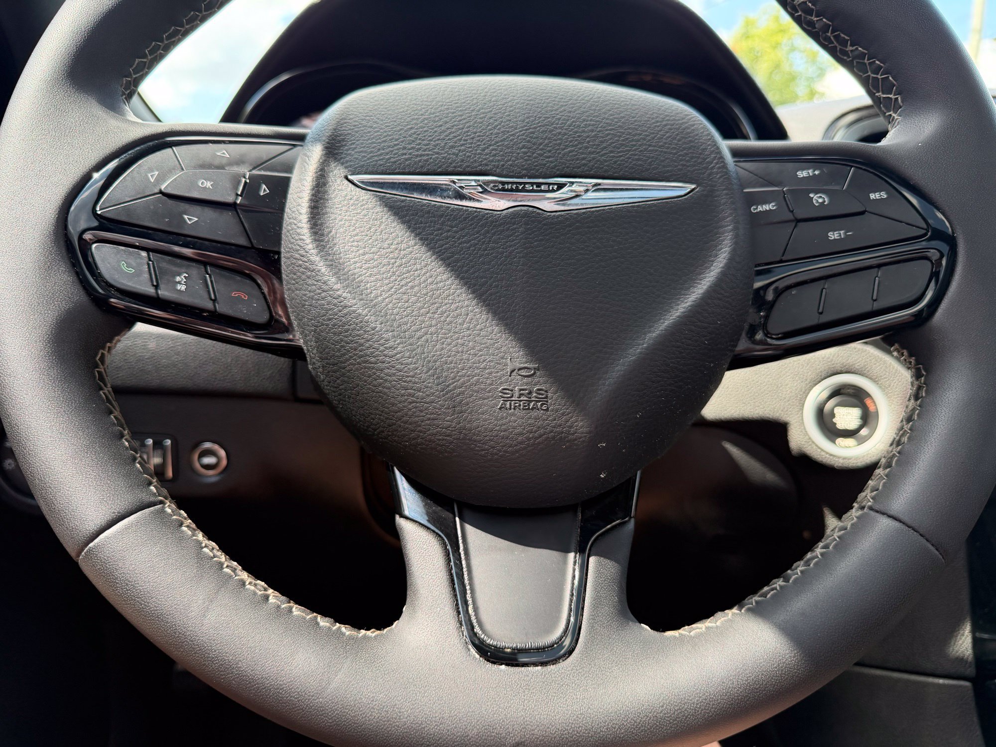 Used 2023 Chrysler 300 S RWD image 17
